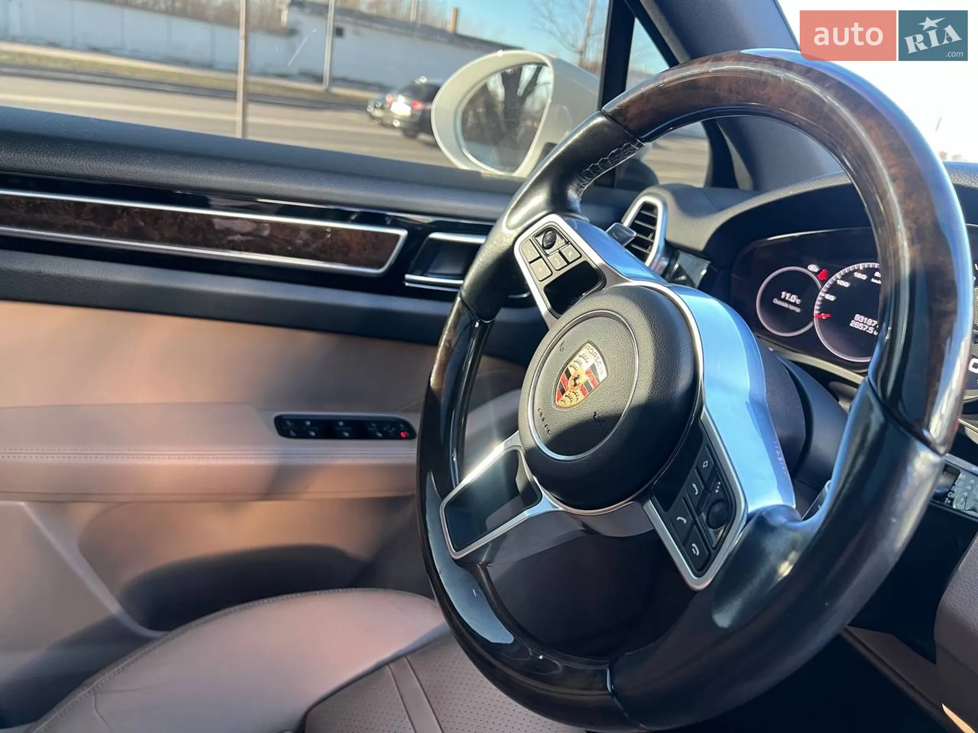 2019 Porsche Cayenne - мініатюра 39