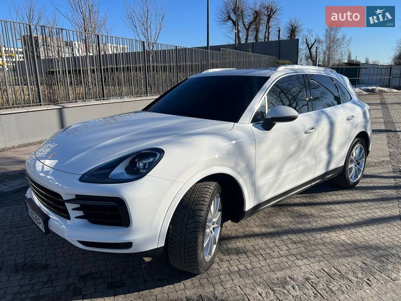 Позашляховик / Кросовер Porsche Cayenne 2019 в Києві