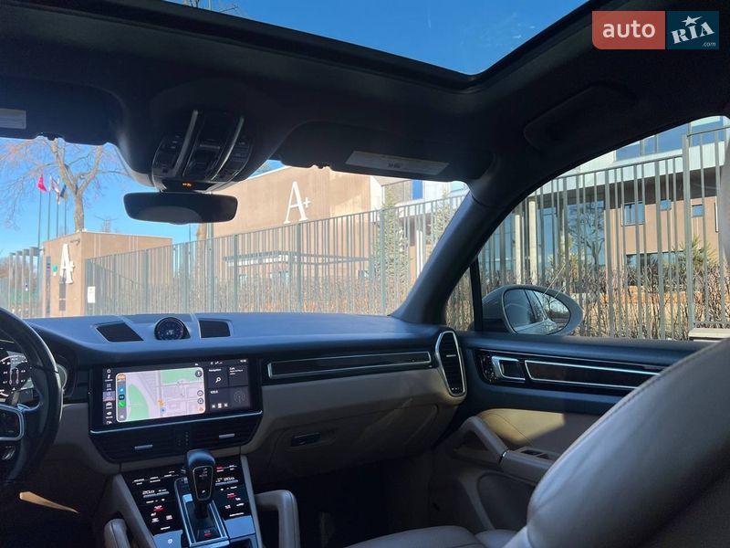 Позашляховик / Кросовер Porsche Cayenne 2019 в Києві