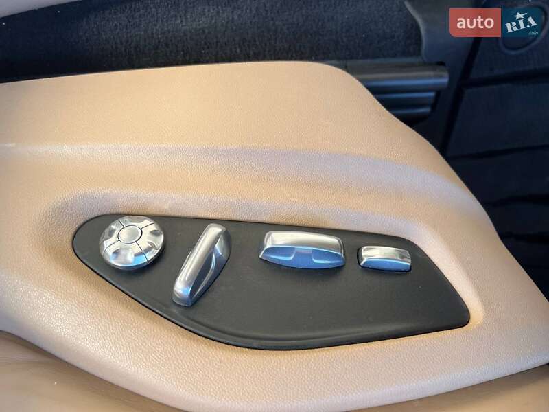 Позашляховик / Кросовер Porsche Cayenne 2019 в Києві