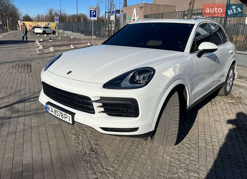 Позашляховик / Кросовер Porsche Cayenne 2019 в Києві