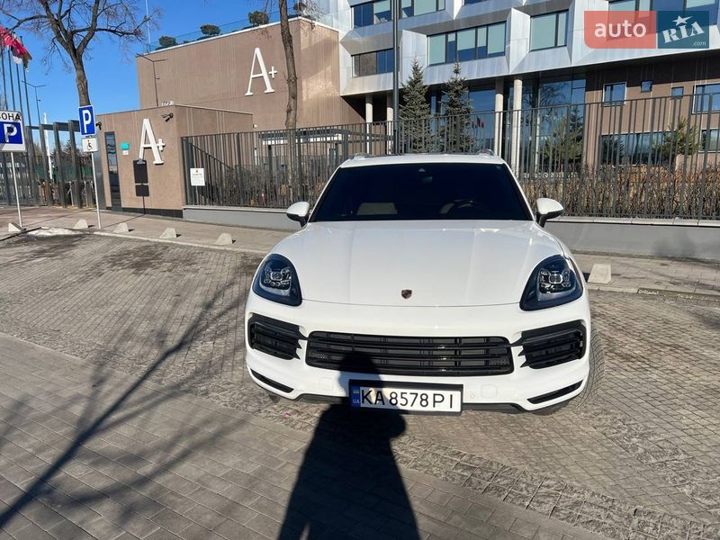 Позашляховик / Кросовер Porsche Cayenne 2019 в Києві