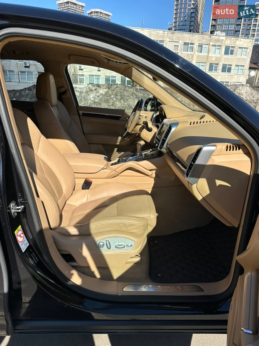 2013 Porsche Cayenne - мініатюра 27