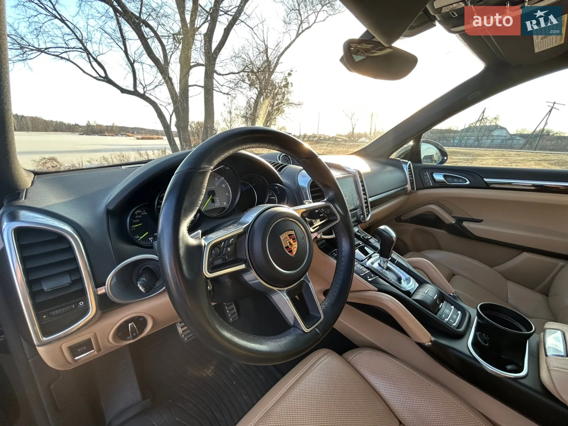 2017 Porsche Cayenne - мініатюра 22