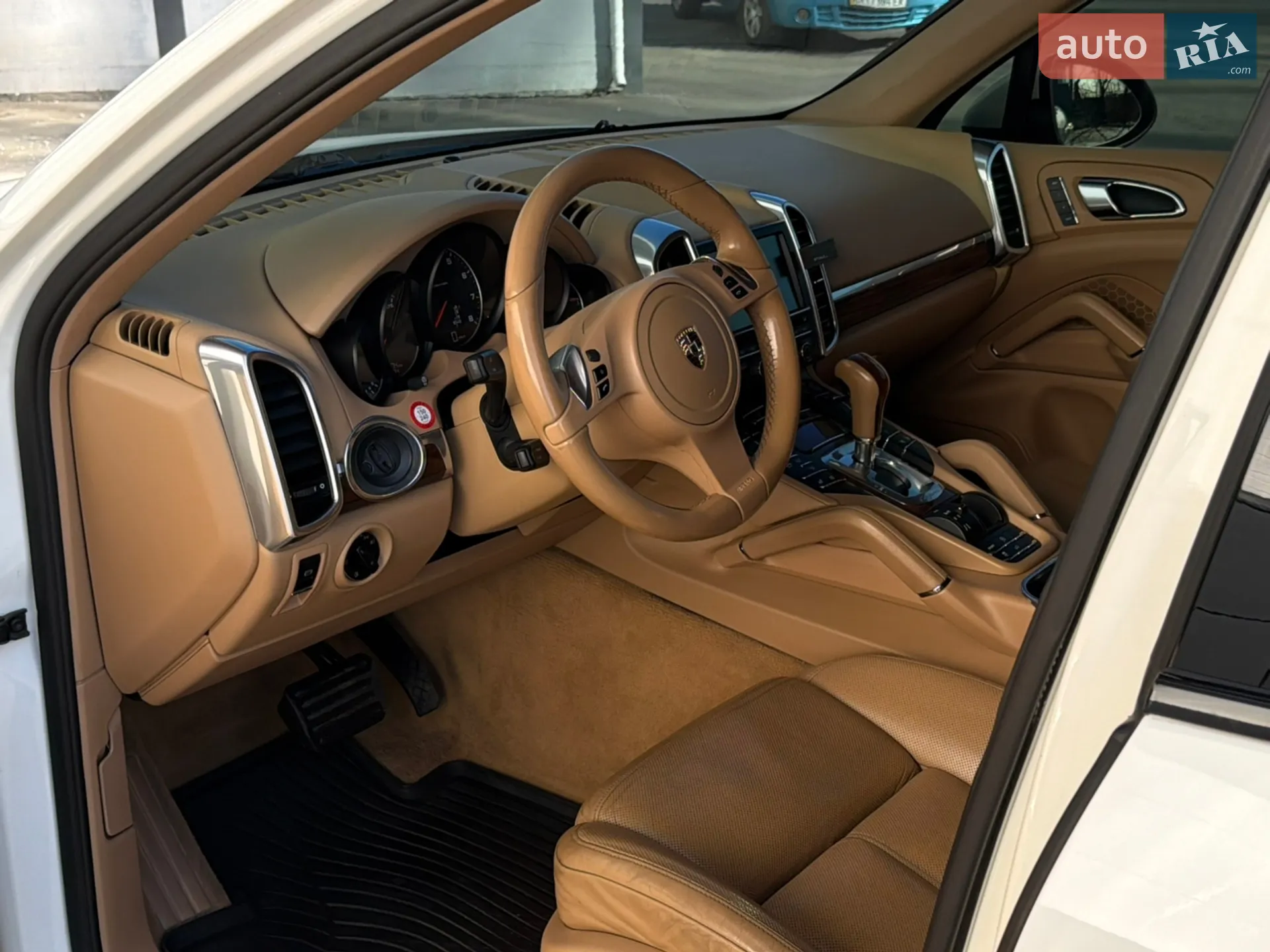 2010 Porsche Cayenne - мініатюра 31