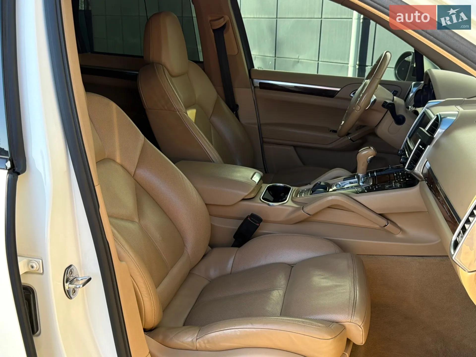 2010 Porsche Cayenne - мініатюра 54