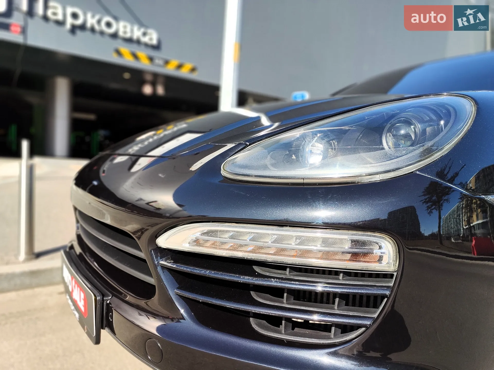 2012 Porsche Cayenne - мініатюра 2