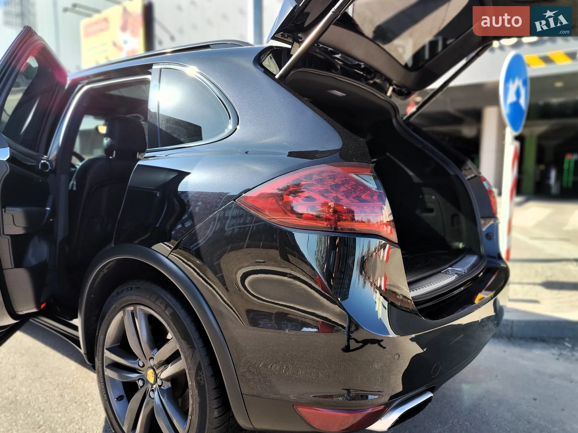 2012 Porsche Cayenne - мініатюра 14