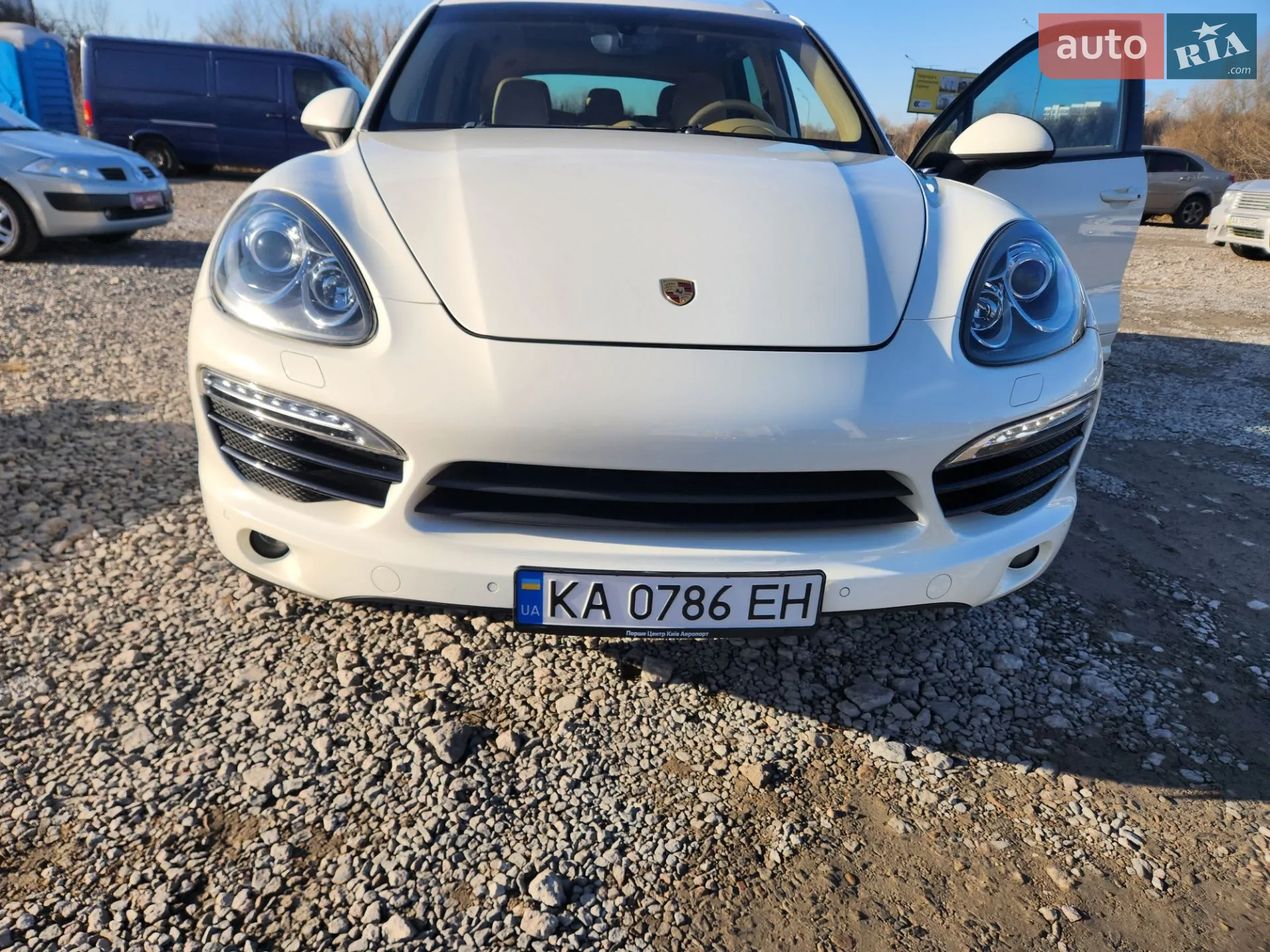 2012 Porsche Cayenne - мініатюра 2