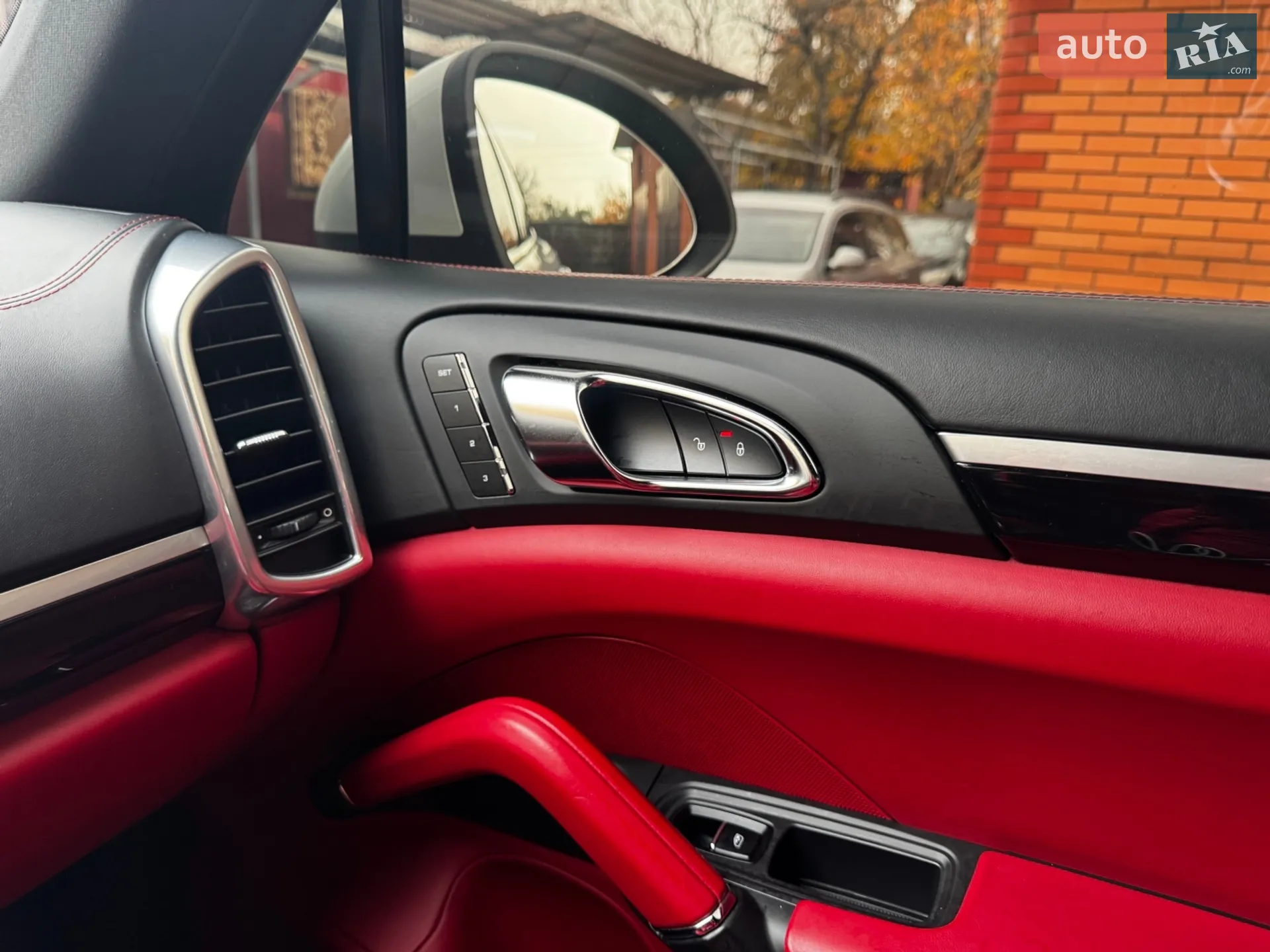2013 Porsche Cayenne - мініатюра 11