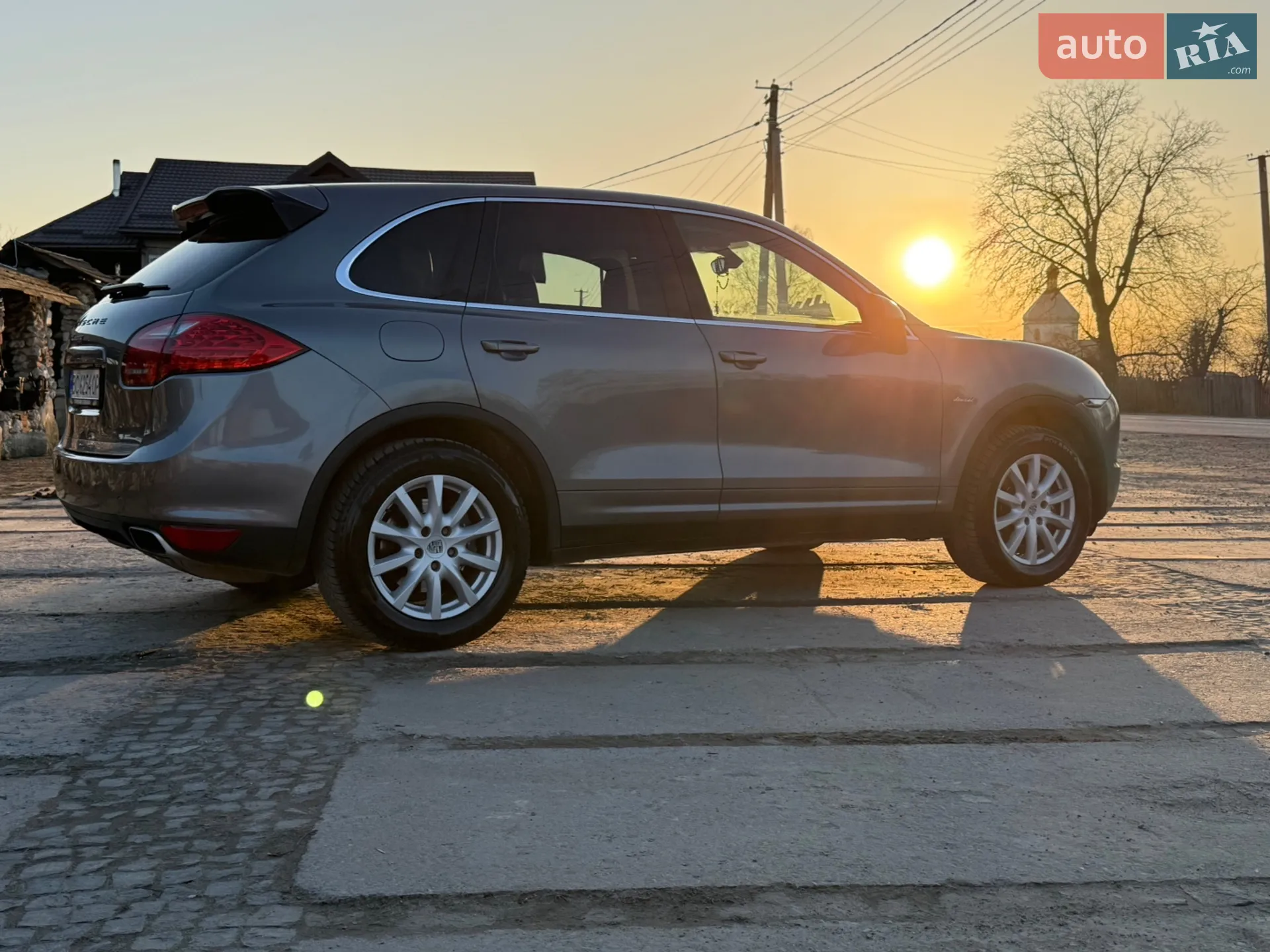 2010 Porsche Cayenne - мініатюра 23