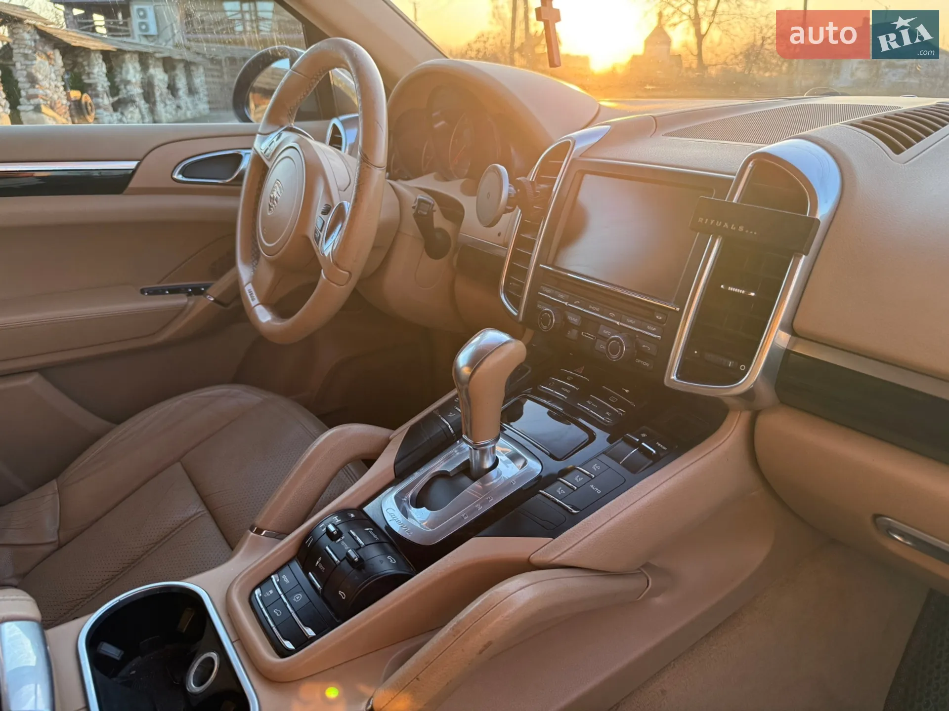 2010 Porsche Cayenne - мініатюра 49