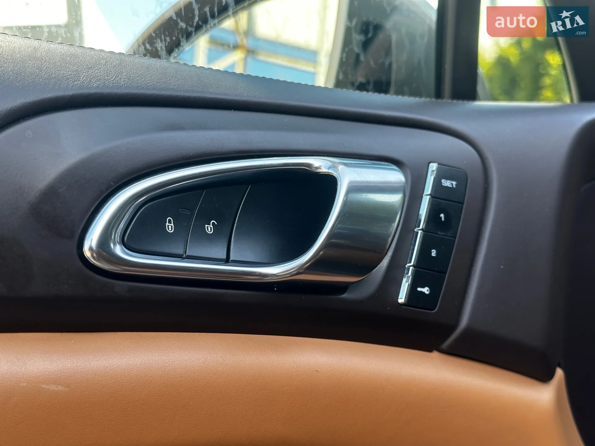 2016 Porsche Cayenne - мініатюра 19