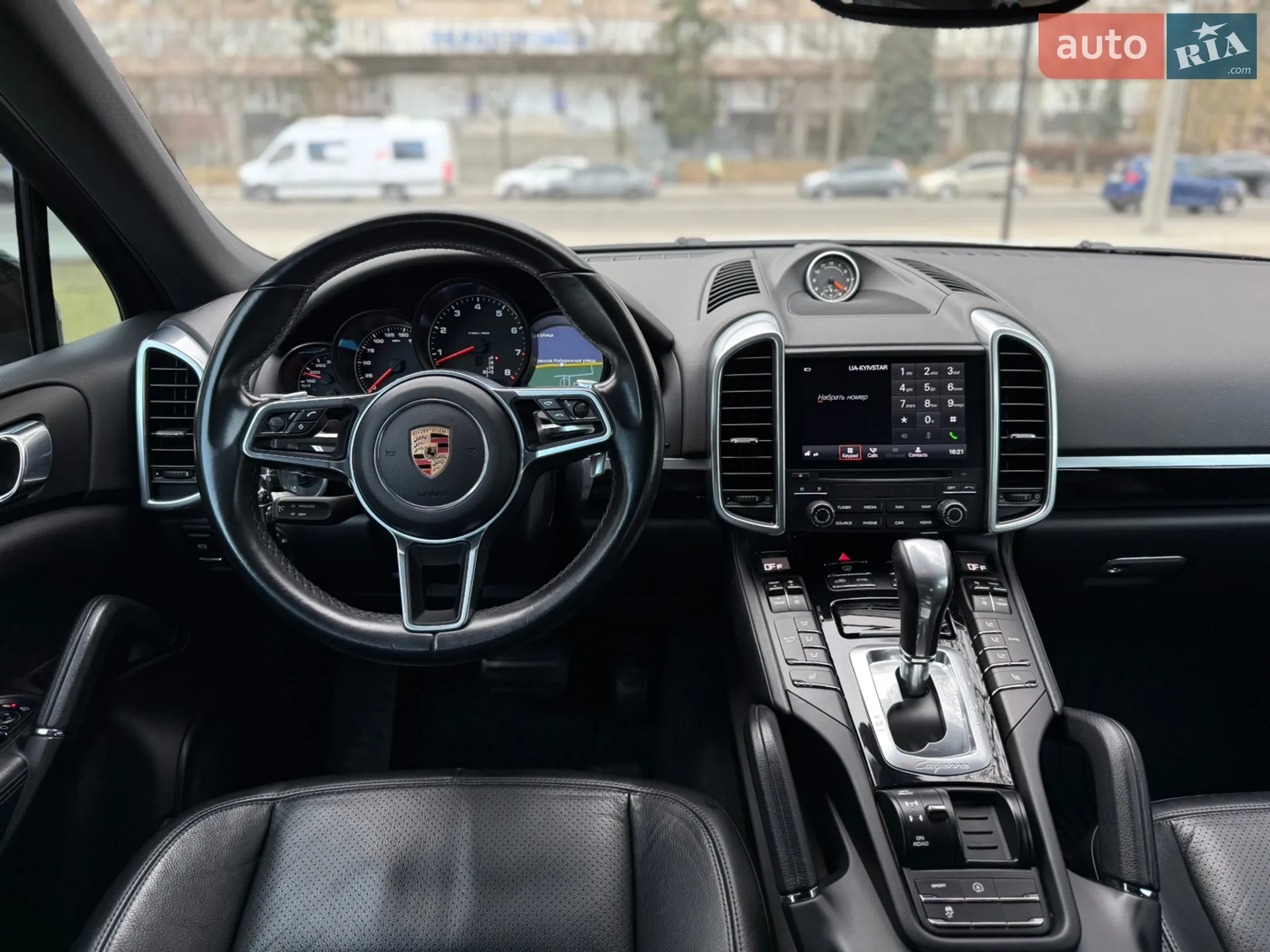2017 Porsche Cayenne - мініатюра 51