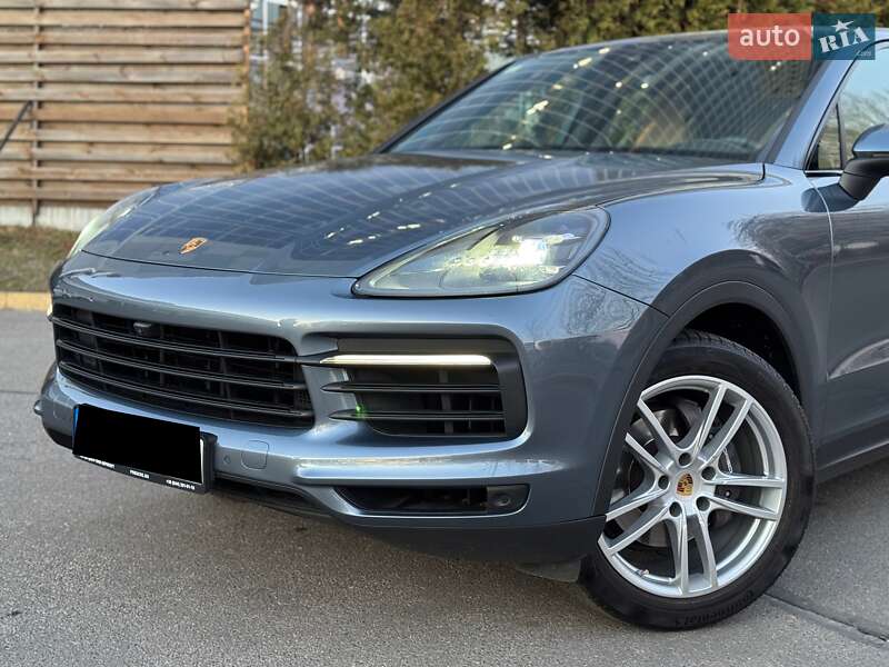 Внедорожник / Кроссовер Porsche Cayenne 2020 в Киеве