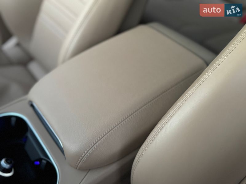 Внедорожник / Кроссовер Porsche Cayenne 2020 в Киеве