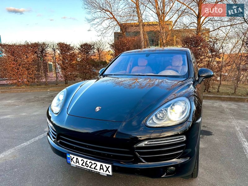Внедорожник / Кроссовер Porsche Cayenne 2013 в Киеве