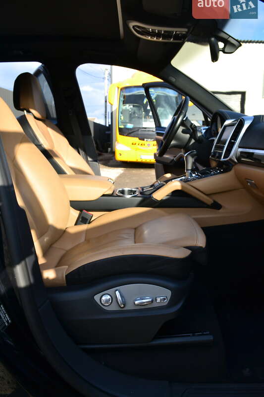 Внедорожник / Кроссовер Porsche Cayenne 2013 в Василькове