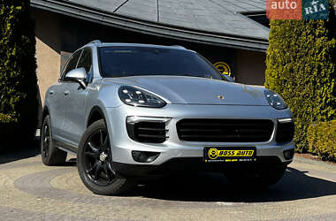 Внедорожник / Кроссовер Porsche Cayenne 2014 в Львове