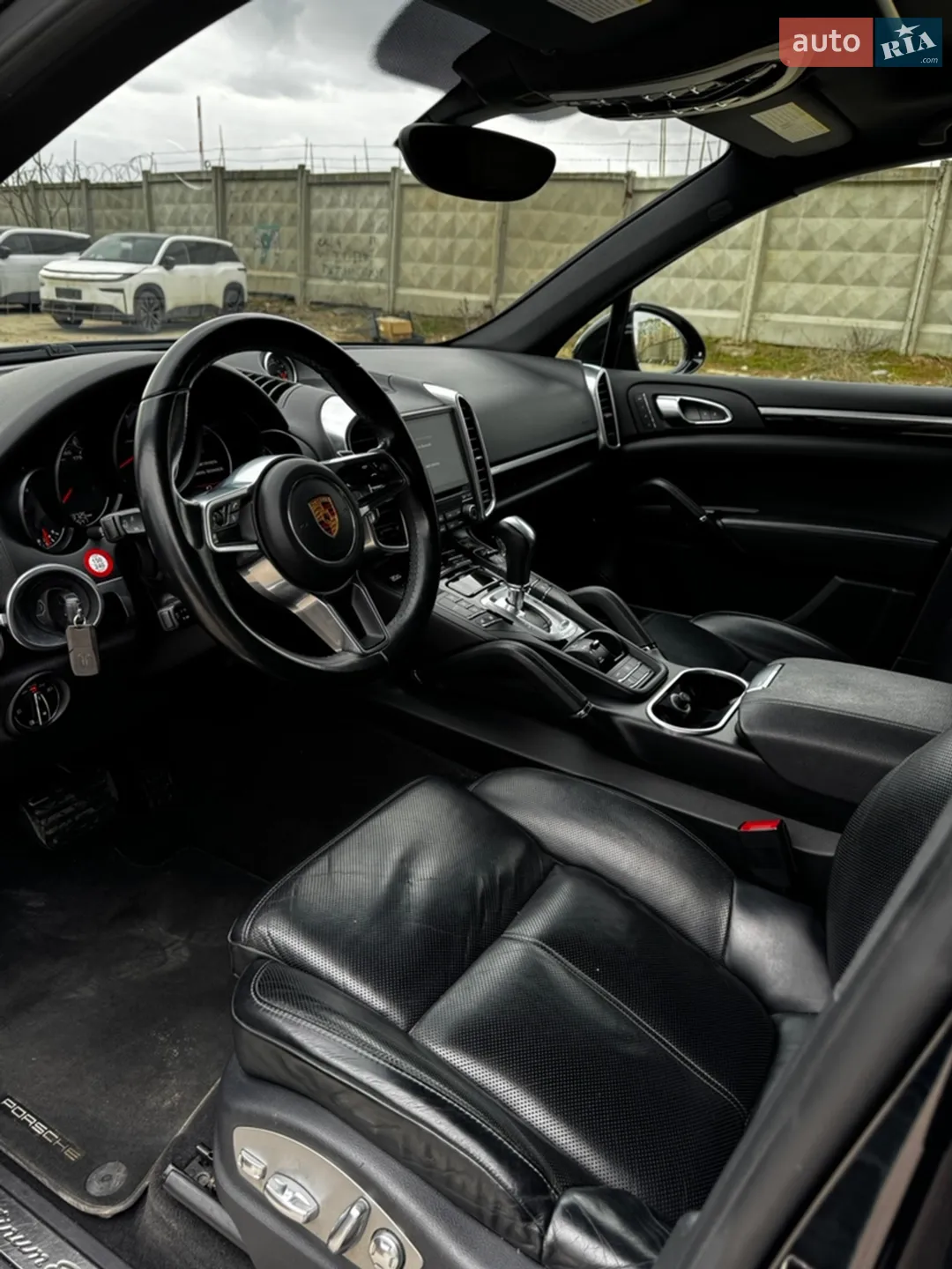 2016 Porsche Cayenne - мініатюра 15