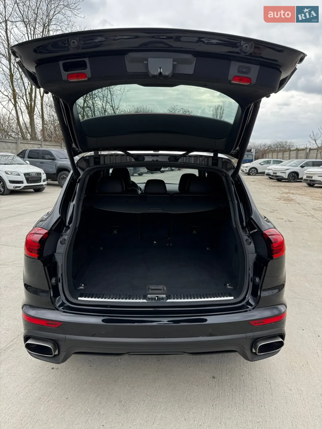 2016 Porsche Cayenne - мініатюра 25