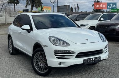 Позашляховик / Кросовер Porsche Cayenne 2014 в Тернополі