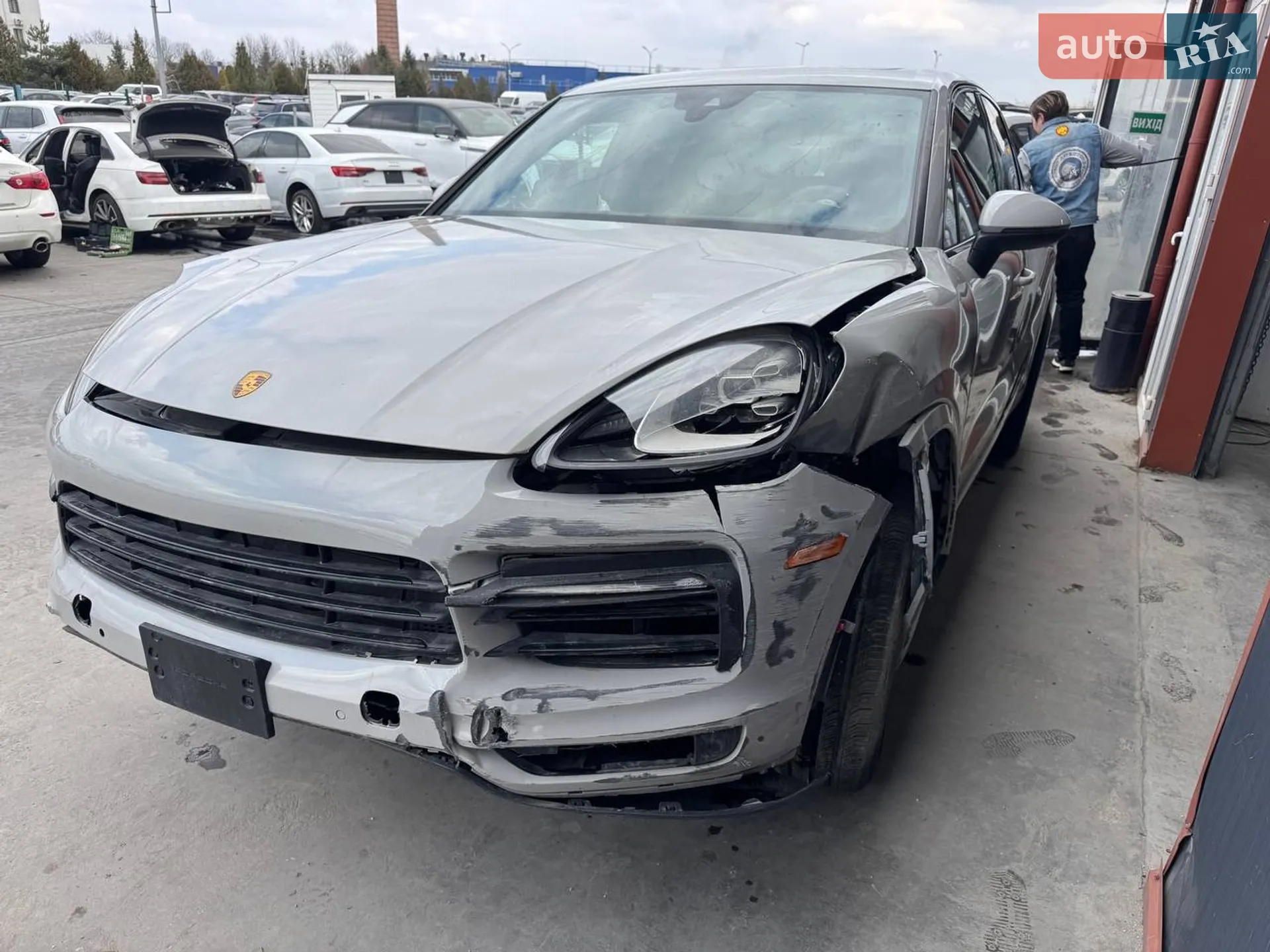 2021 Porsche Cayenne - мініатюра 4