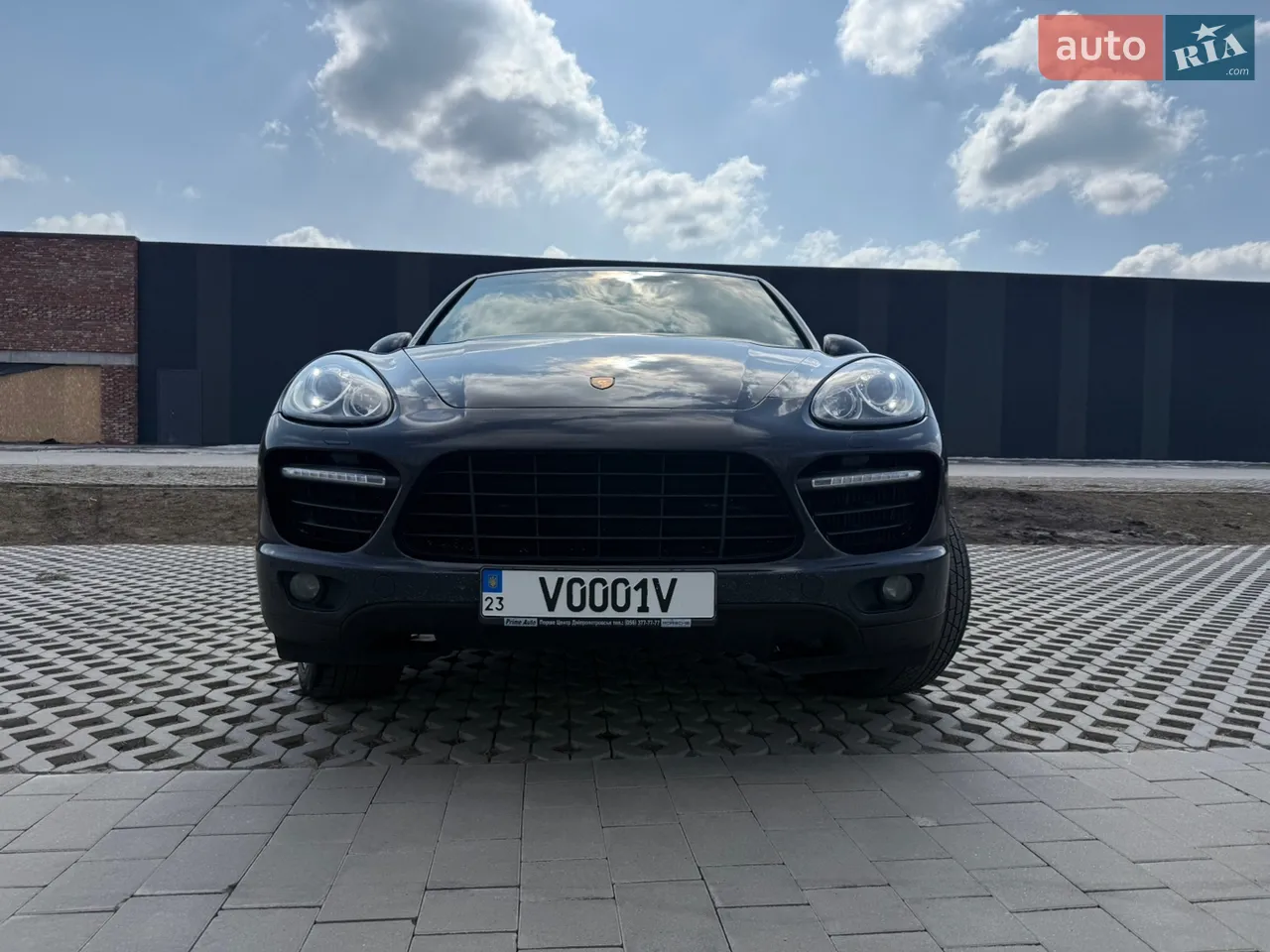 2011 Porsche Cayenne - мініатюра 16