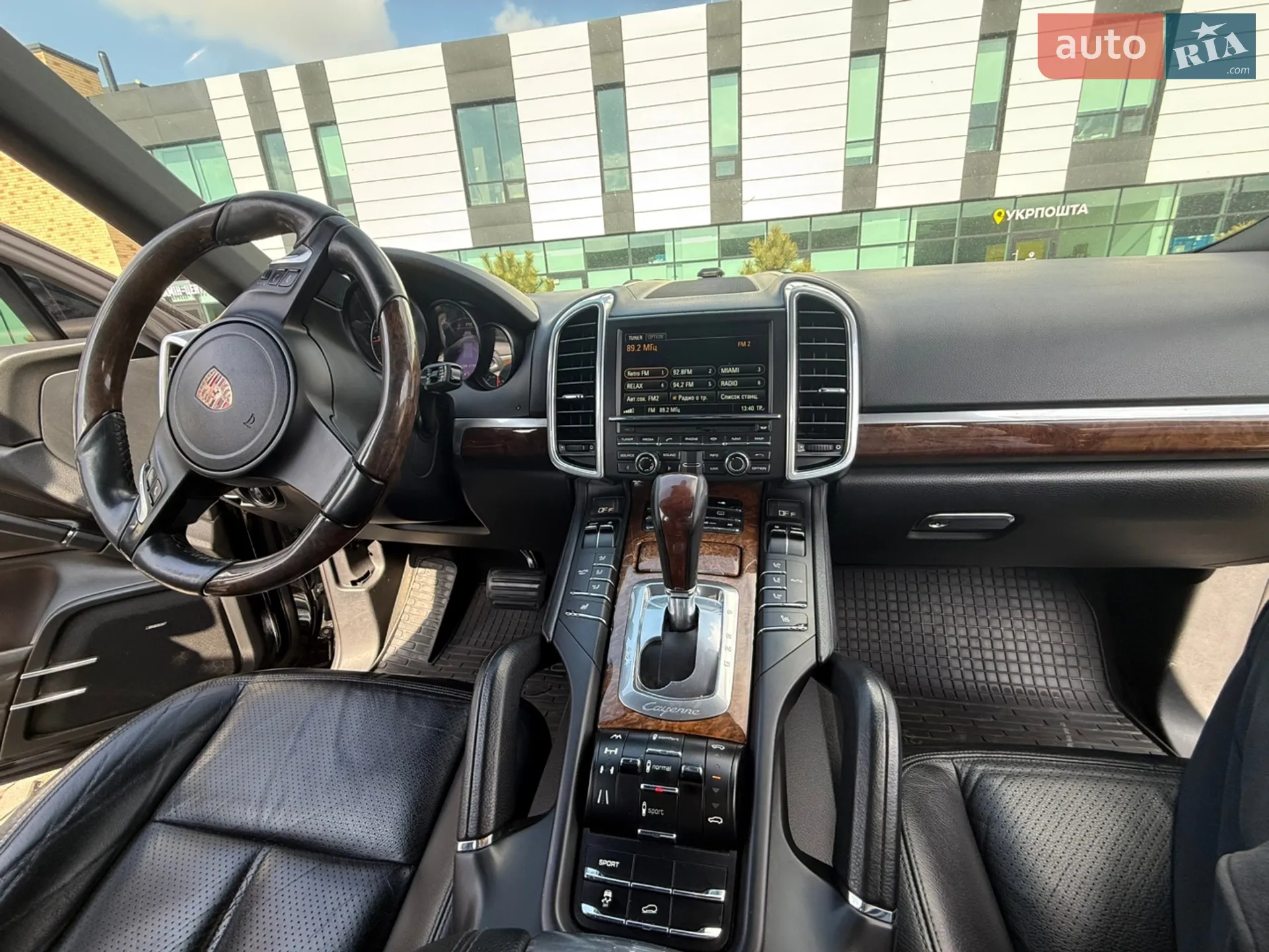 2010 Porsche Cayenne - мініатюра 17