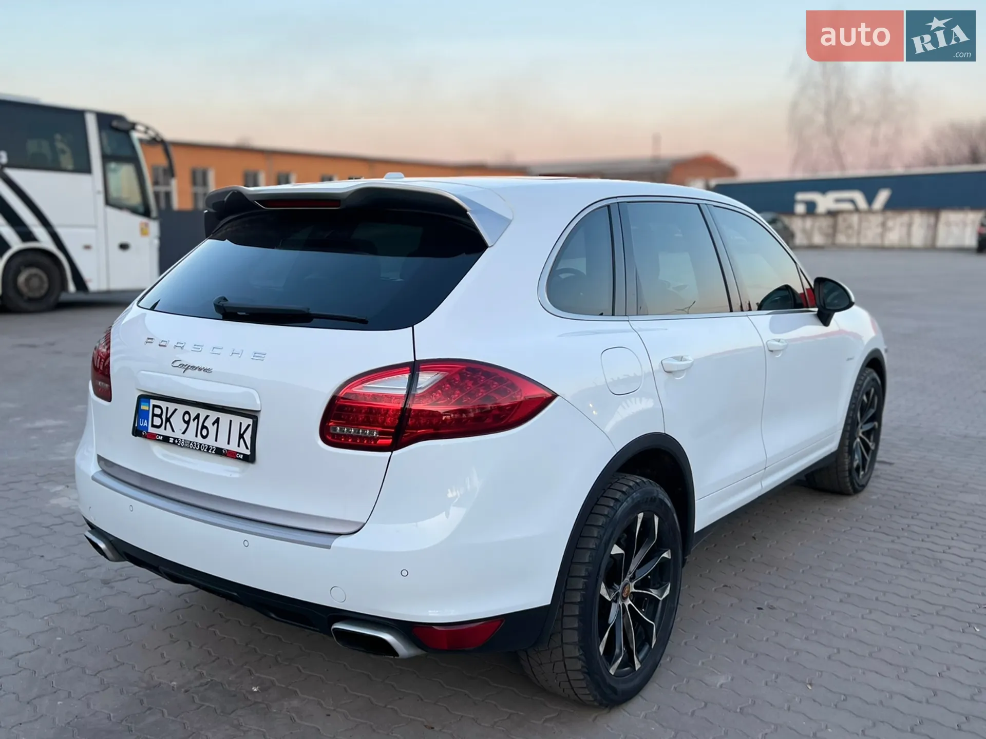 2014 Porsche Cayenne - мініатюра 23