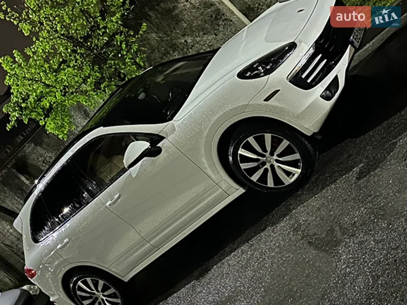 Porsche Cayenne