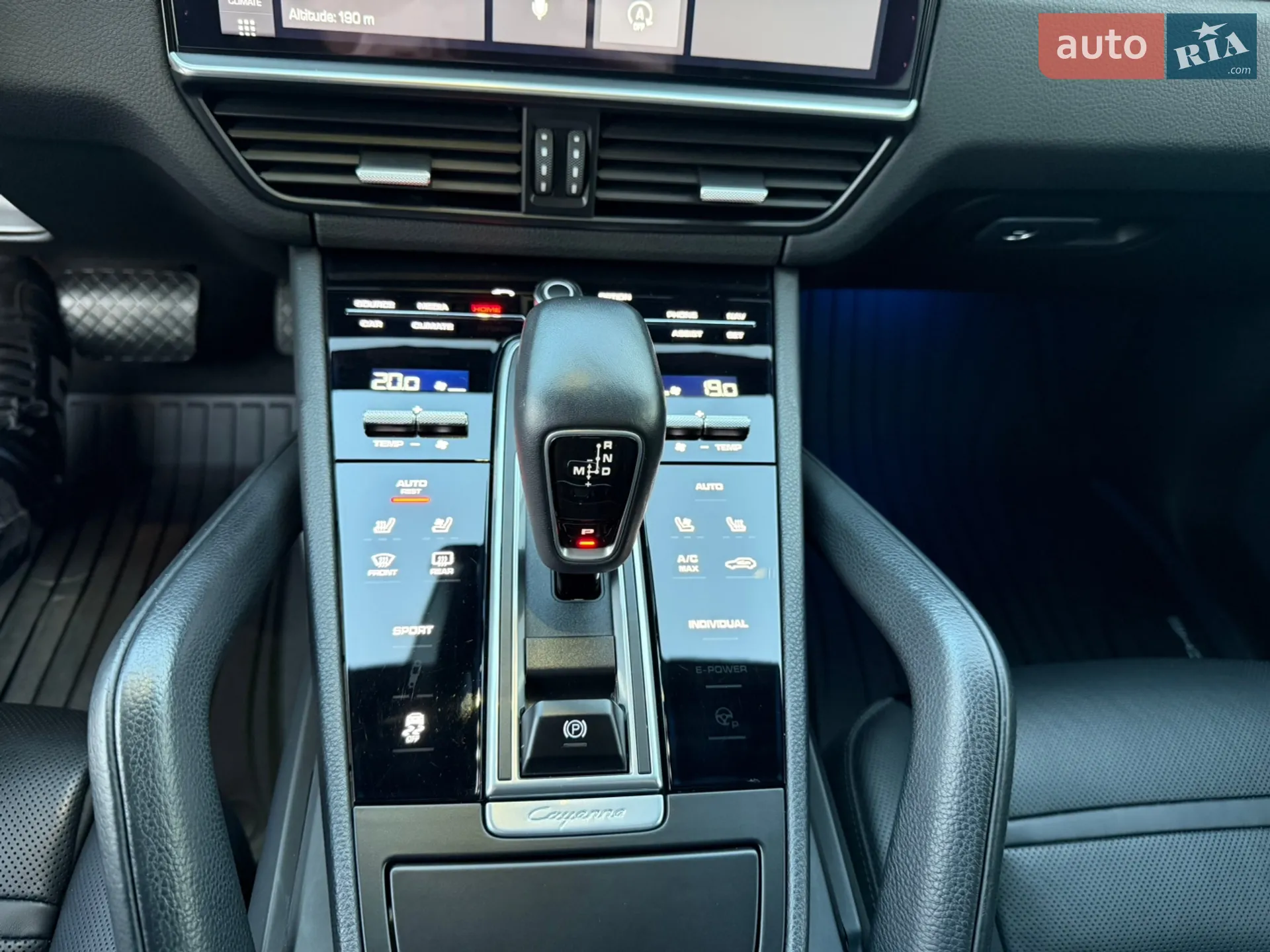 2018 Porsche Cayenne - мініатюра 32