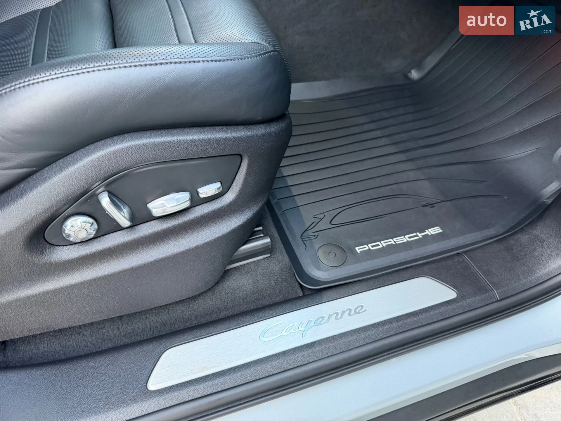2018 Porsche Cayenne - мініатюра 42