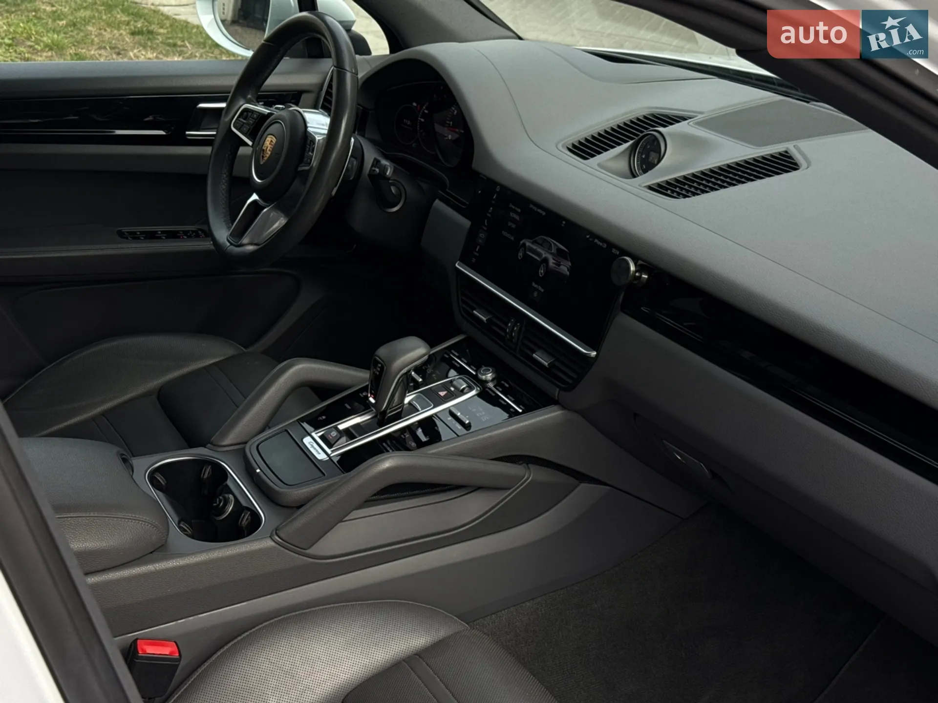 2019 Porsche Cayenne - мініатюра 17