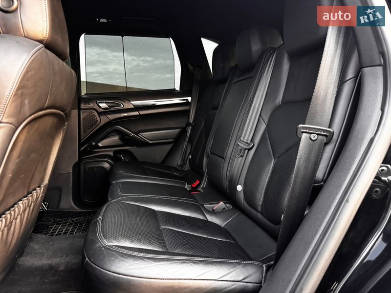 Внедорожник / Кроссовер Porsche Cayenne 2012 в Луцке фото 42 Внедорожник / Кроссовер Porsche Cayenne 2012 в Луцке