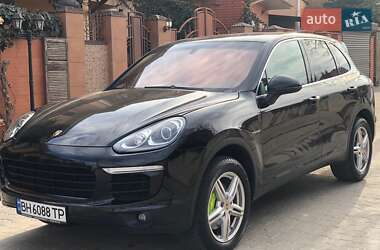 Внедорожник / Кроссовер Porsche Cayenne 2015 в Одессе