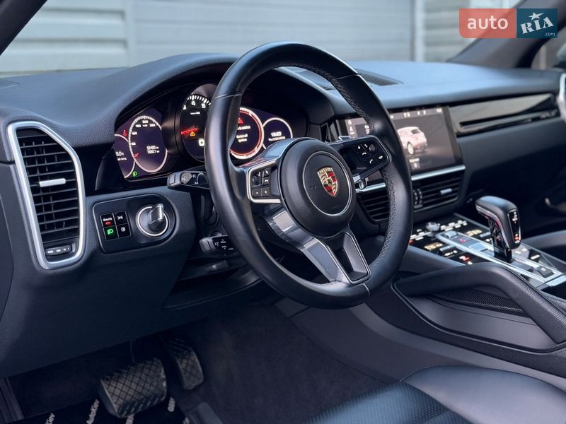 Внедорожник / Кроссовер Porsche Cayenne 2018 в Киеве
