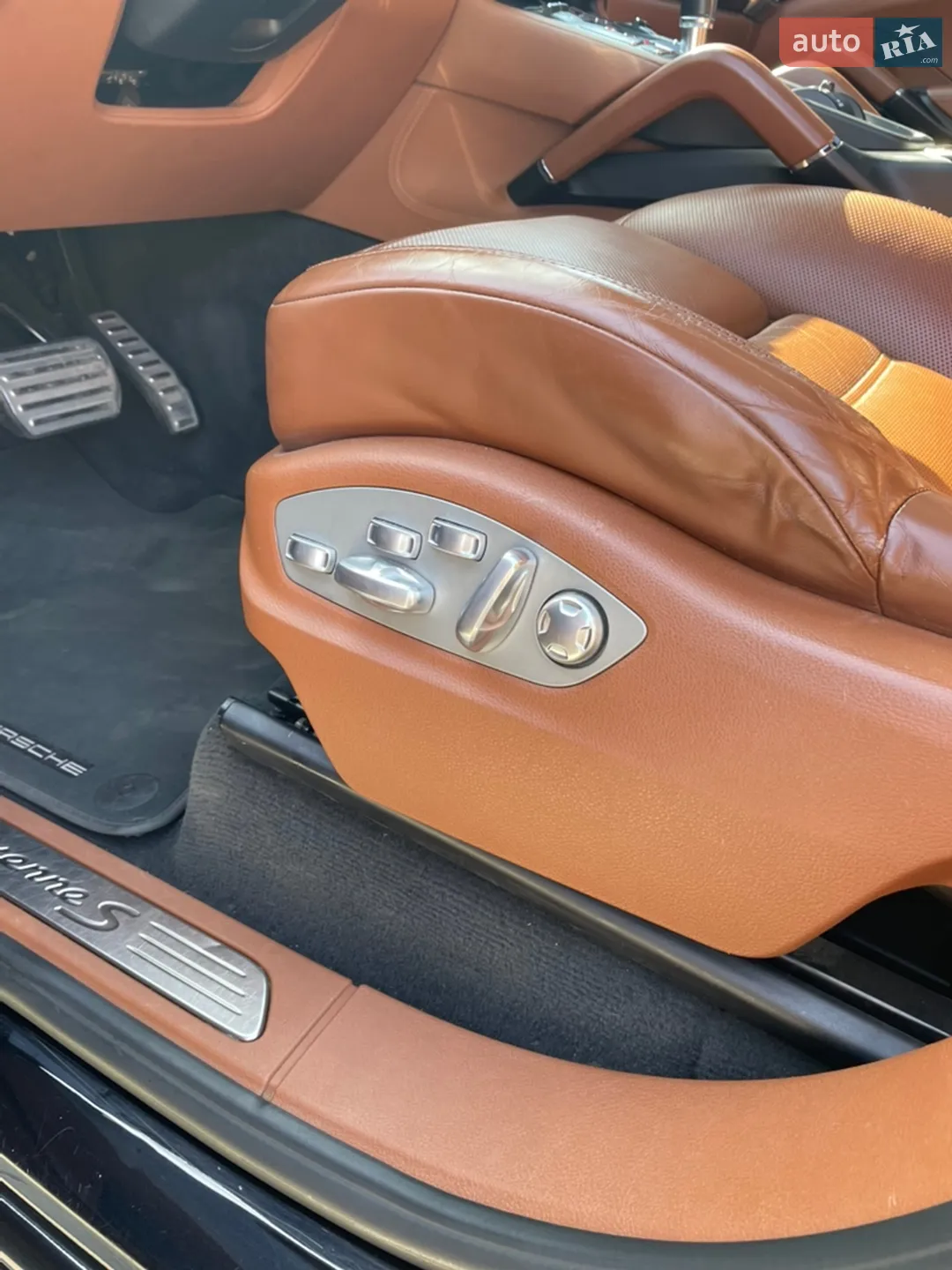2016 Porsche Cayenne - мініатюра 16