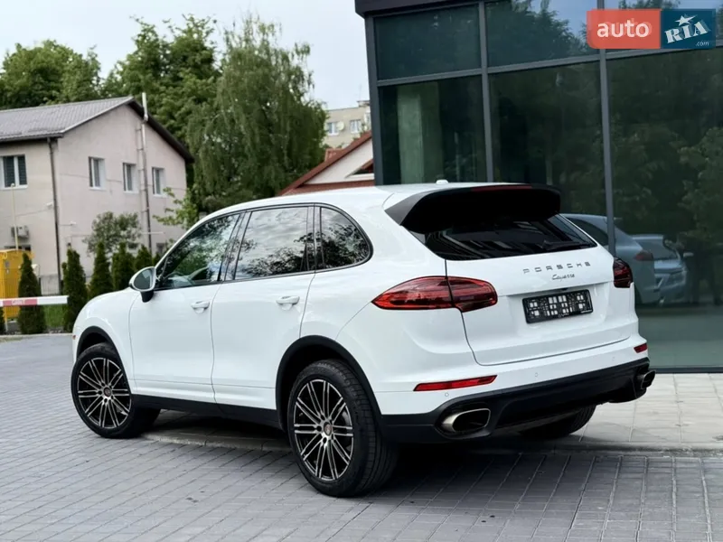 Porsche Cayenne 2015 VIN WP1AA2A20GKA12515 фото оголошення 17 з 111