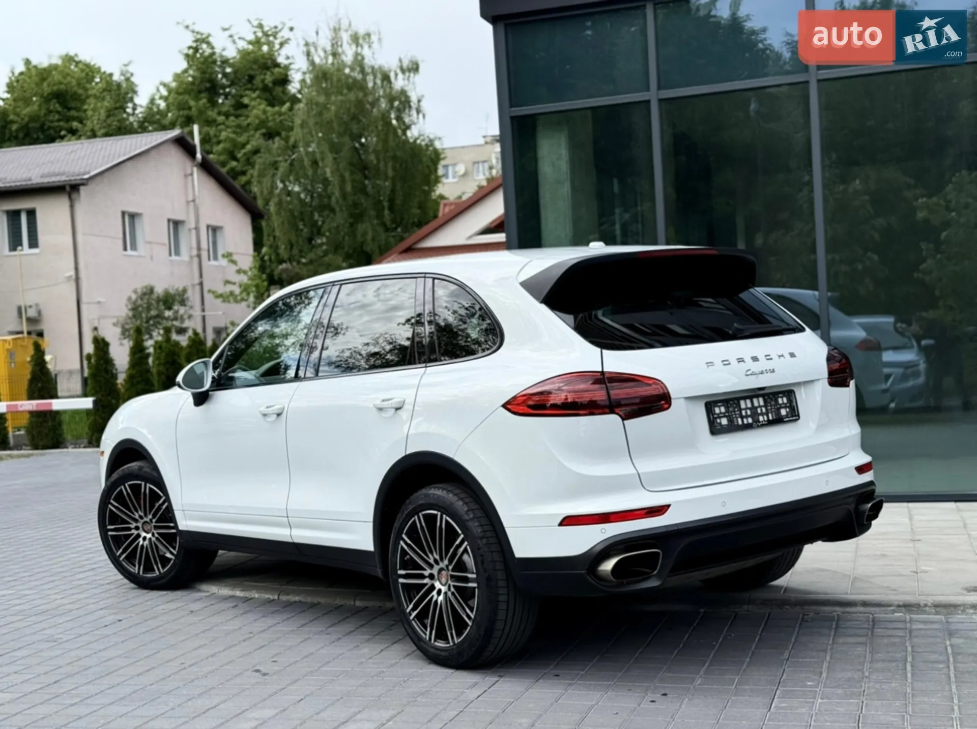 2015 Porsche Cayenne - мініатюра 17