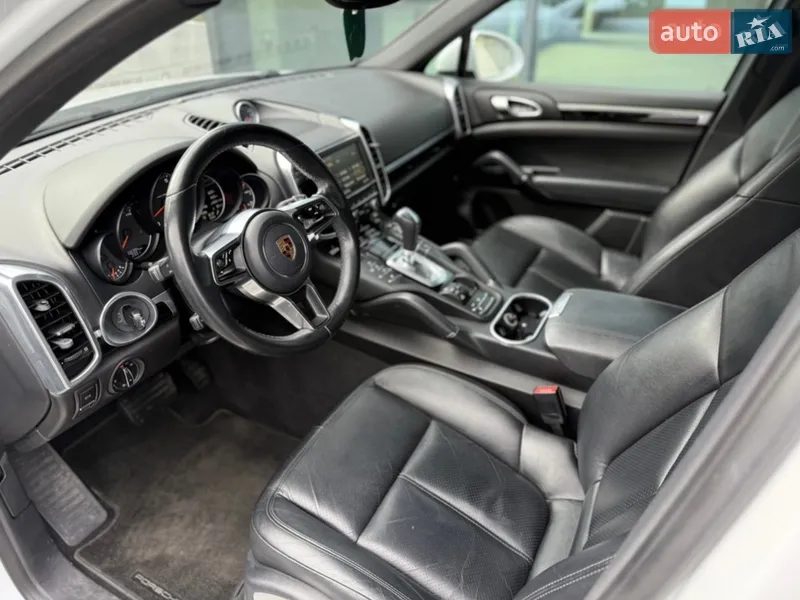 Porsche Cayenne 2015 VIN WP1AA2A20GKA12515 фото оголошення 35 з 111