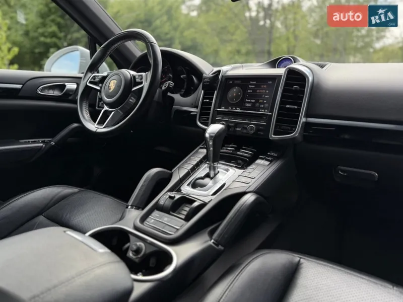 Porsche Cayenne 2015 VIN WP1AA2A20GKA12515 фото оголошення 61 з 111