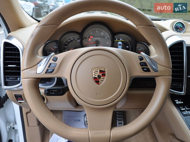 Позашляховик / Кросовер Porsche Cayenne 2012 в Одесі