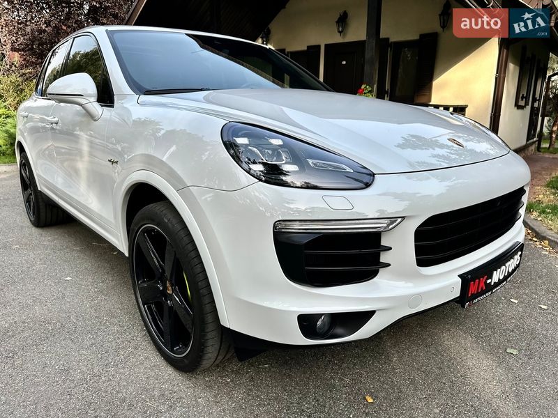 Porsche Cayenne 2016