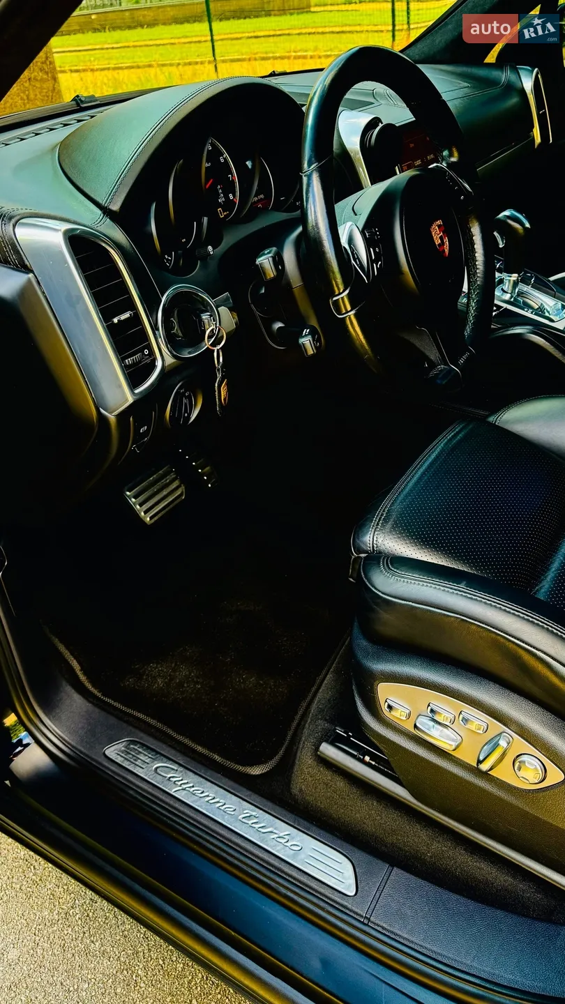 2010 Porsche Cayenne - мініатюра 88