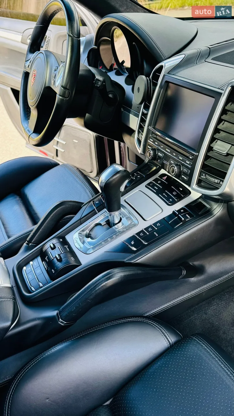 2010 Porsche Cayenne - мініатюра 118