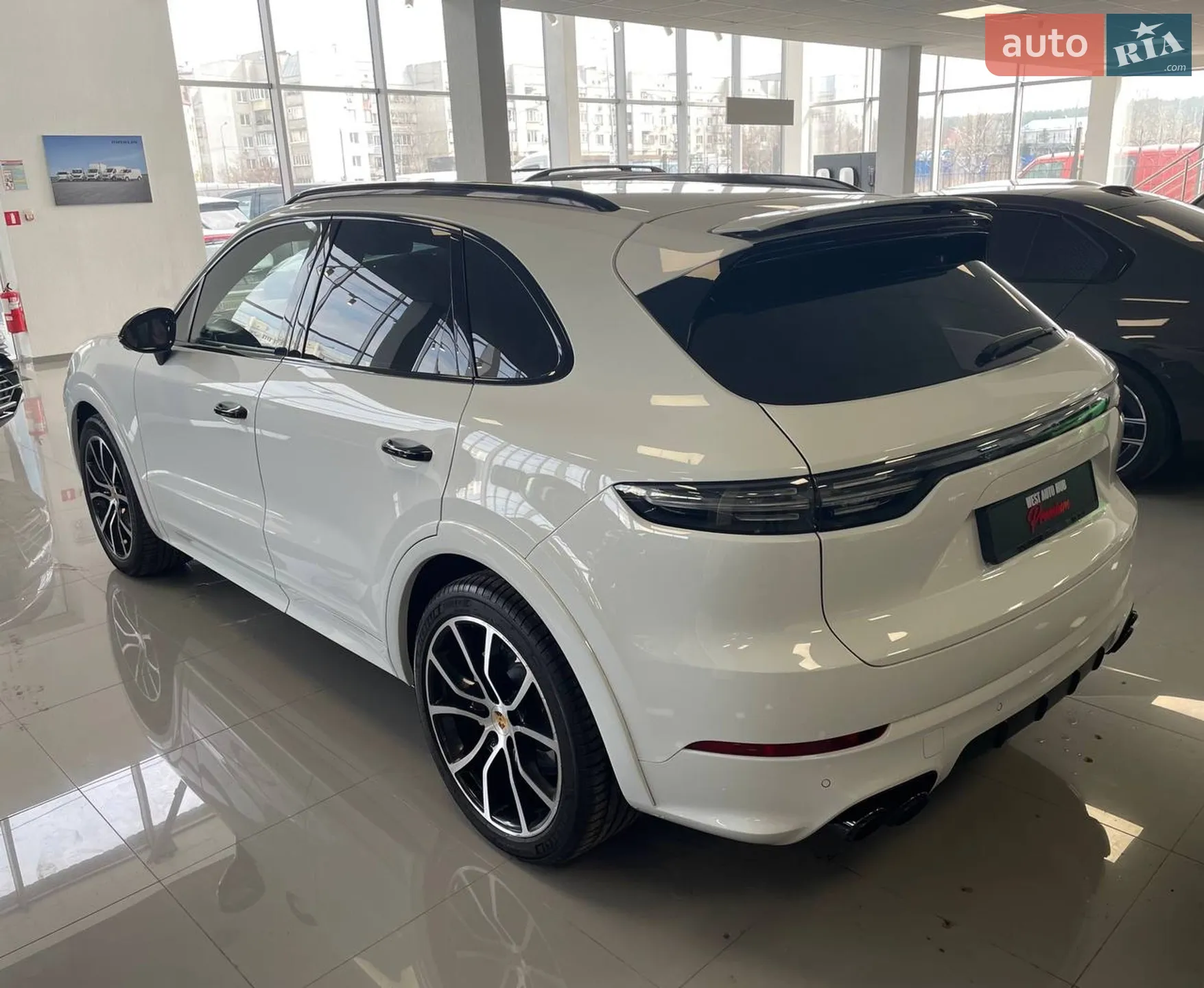 2019 Porsche Cayenne - мініатюра 6