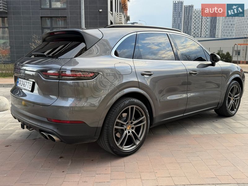 Позашляховик / Кросовер Porsche Cayenne 2020 в Києві