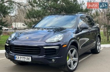 Позашляховик / Кросовер Porsche Cayenne 2016 в Києві