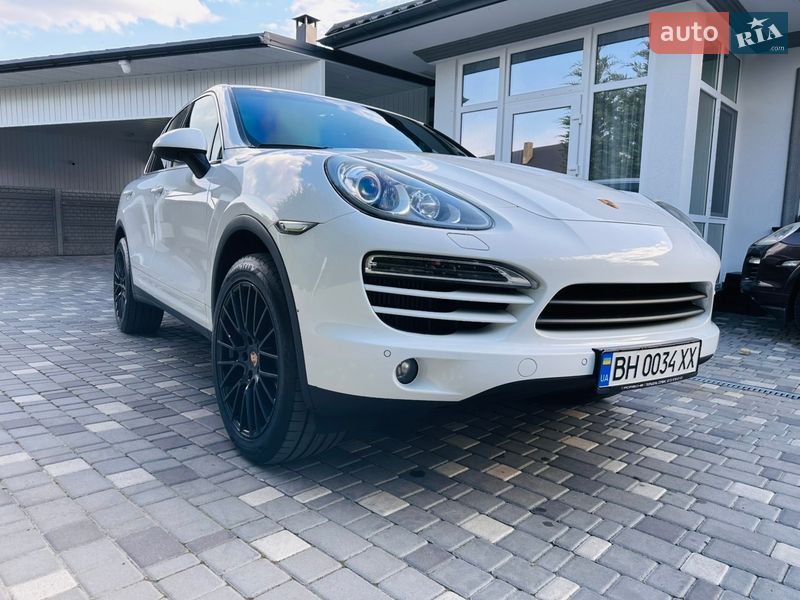 Внедорожник / Кроссовер Porsche Cayenne 2013 в Одессе